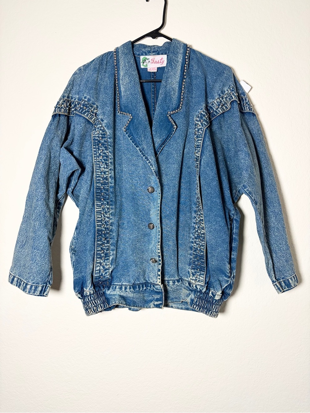 Woman’s Vintage 1980-1990z Tasty denim bedazzled jacket